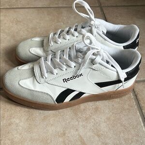 Reebok White and Black Sneakers with Black Accents